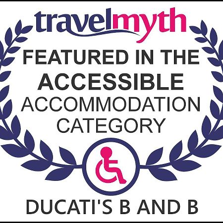 Ducati'S B And B Раймонд-Террас Экстерьер фото